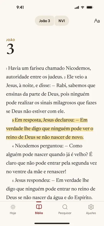 Tela de leitura do app no iPhone, com o capítulo 3 de João aberto e um versículo destacado
